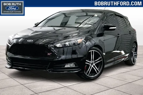 Black 2017 Ford Focus ST for sale in Dillsburg, PA