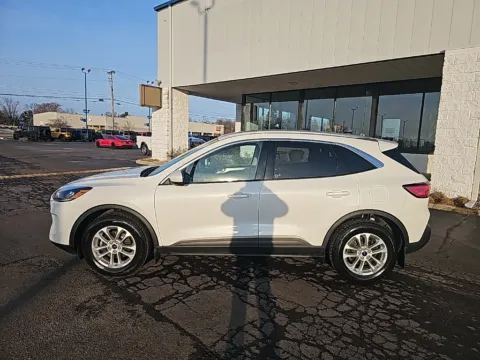 More photos of 2020 Ford Escape SE at RightDrive Muncie, IN