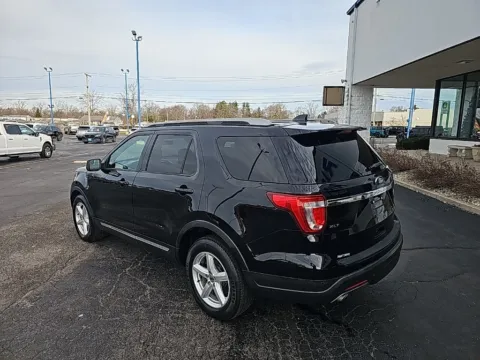 More photos of 2018 Ford Explorer XLT at RightDrive Muncie, IN
