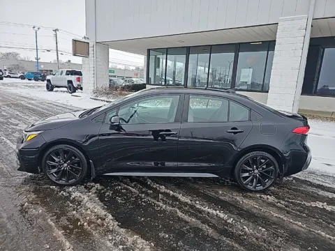 More photos of 2023 Toyota Corolla SE at RightDrive Muncie, IN