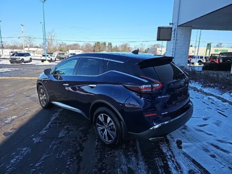 More photos of 2023 Nissan Murano S at RightDrive Muncie, IN