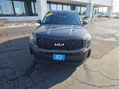 Photos of 2022 Kia Telluride EX for sale in Muncie, IN at RightDrive Muncie
