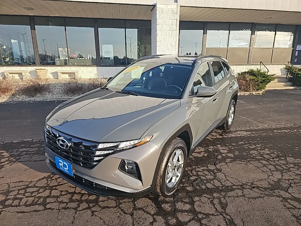 Gray 2024 Hyundai Tucson SEL for sale in Muncie, IN