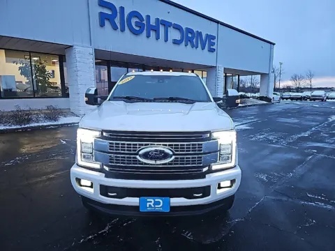 Photos of 2018 Ford F-350SD Platinum for sale in Muncie, IN at RightDrive Muncie