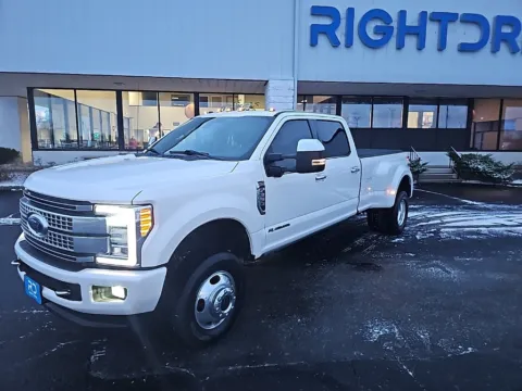 Another view of 2018 Ford F-350SD Platinum for sale in Muncie, IN at RightDrive Muncie