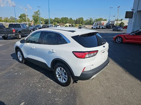 More photos of 2020 Ford Escape SE at RightDrive Muncie, IN