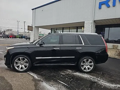 More photos of 2017 Cadillac Escalade Platinum Edition at RightDrive Muncie, IN