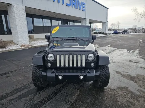 Photos of 2017 Jeep Wrangler Unlimited Sahara for sale in Muncie, IN at RightDrive Muncie