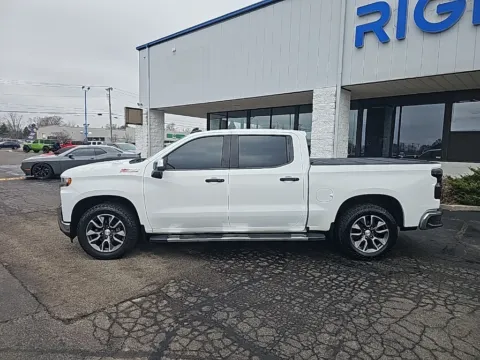 More photos of 2020 Chevrolet Silverado 1500 LT at RightDrive Muncie, IN