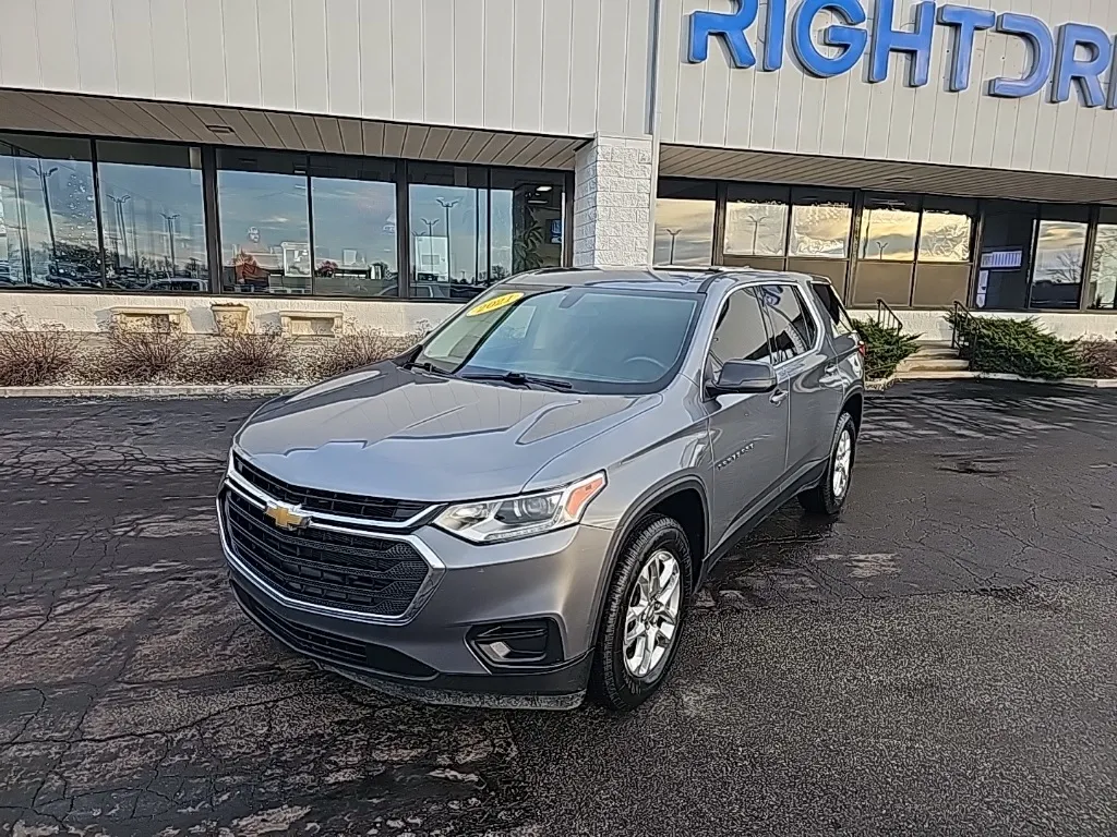 2021 Chevrolet Traverse LS's photo