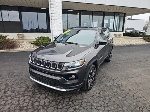 Gray 2023 Jeep Compass Limited for sale in Muncie, IN