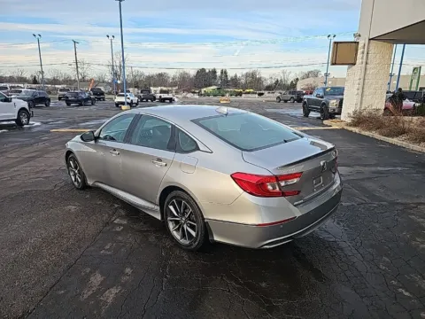 More photos of 2022 Honda Accord EX-L at RightDrive Muncie, IN