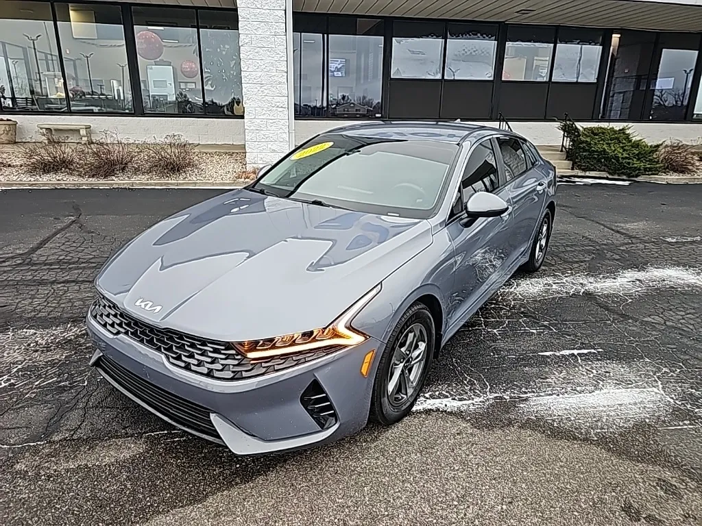 2022 Kia K5 LXS's photo