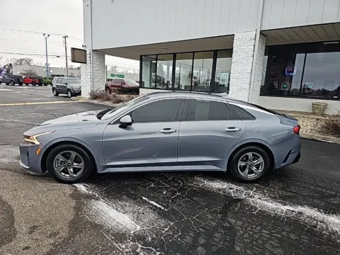 More photos of 2022 Kia K5 LXS at RightDrive Muncie, IN