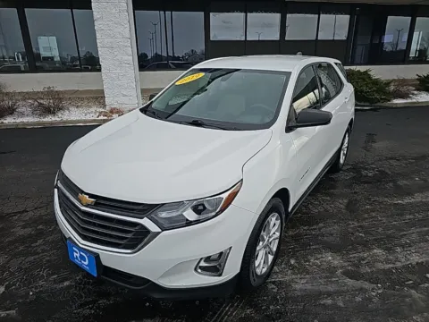 White 2019 Chevrolet Equinox LS for sale in Muncie, IN