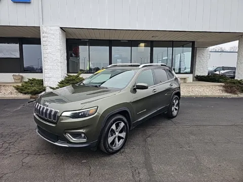 Another view of 2019 Jeep Cherokee Limited for sale in Muncie, IN at RightDrive Muncie