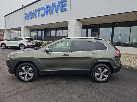 More photos of 2019 Jeep Cherokee Limited at RightDrive Muncie, IN