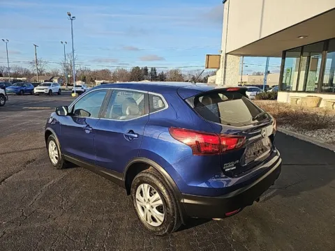 More photos of 2018 Nissan Rogue Sport S at RightDrive Muncie, IN