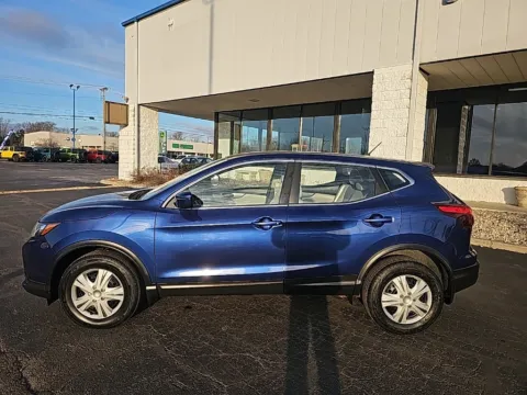 More photos of 2018 Nissan Rogue Sport S at RightDrive Muncie, IN