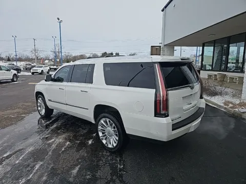 More photos of 2017 Cadillac Escalade ESV Platinum Edition at RightDrive Muncie, IN