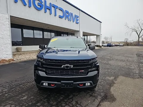 Photos of 2020 Chevrolet Silverado 1500 LT Trail Boss for sale in Muncie, IN at RightDrive Muncie