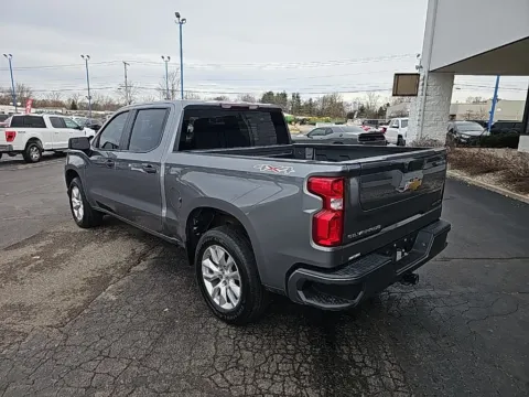 More photos of 2022 Chevrolet Silverado 1500 LTD Custom at RightDrive Muncie, IN