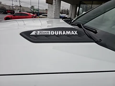 More photos of 2022 Chevrolet Silverado 2500HD LTZ at RightDrive Muncie, IN