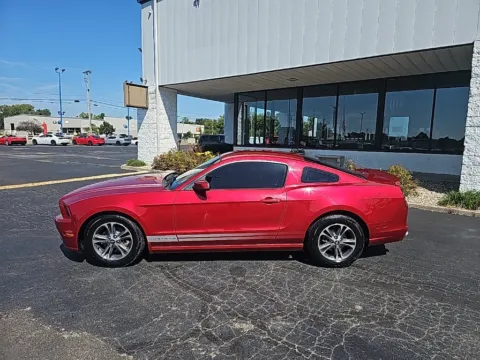 More photos of 2013 Ford Mustang V6 Premium at RightDrive Muncie, IN