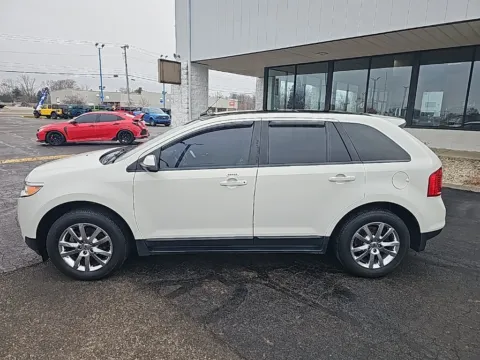 More photos of 2012 Ford Edge SEL at RightDrive Muncie, IN