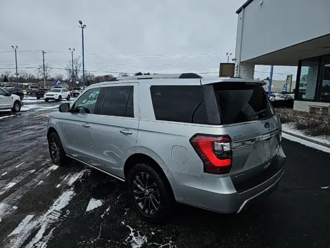 More photos of 2019 Ford Expedition Limited at RightDrive Muncie, IN