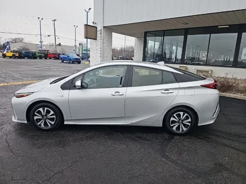 More photos of 2019 Toyota Prius Prime Plus at RightDrive Muncie, IN