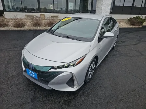 Silver 2019 Toyota Prius Prime Plus for sale in Muncie, IN