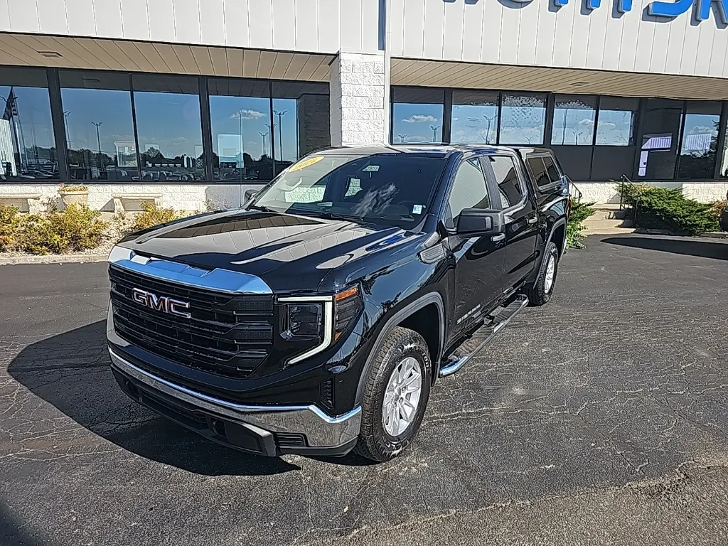 Black 2022 GMC Sierra 1500 Pro for sale in Muncie, IN