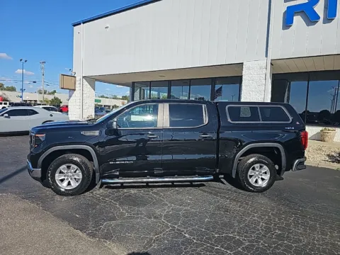 More photos of 2022 GMC Sierra 1500 Pro at RightDrive Muncie, IN