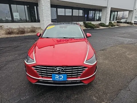 Photos of 2021 Hyundai Sonata Hybrid Limited for sale in Muncie, IN at RightDrive Muncie