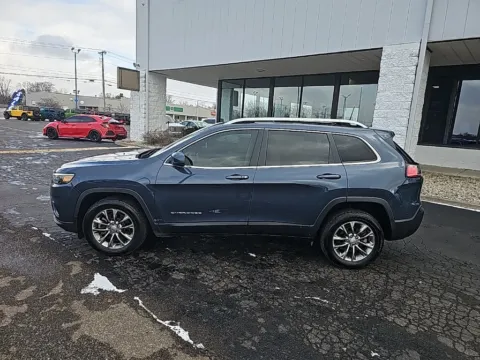 More photos of 2020 Jeep Cherokee Latitude Plus at RightDrive Muncie, IN