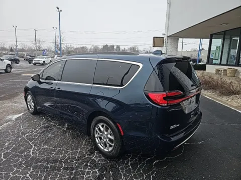 More photos of 2021 Chrysler Pacifica Touring at RightDrive Muncie, IN