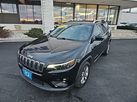 Black 2021 Jeep Cherokee Latitude Lux for sale in Muncie, IN