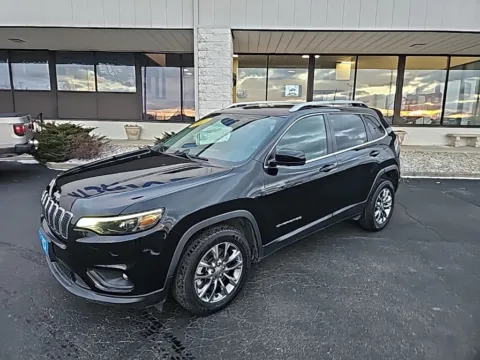 Another view of 2021 Jeep Cherokee Latitude Lux for sale in Muncie, IN at RightDrive Muncie