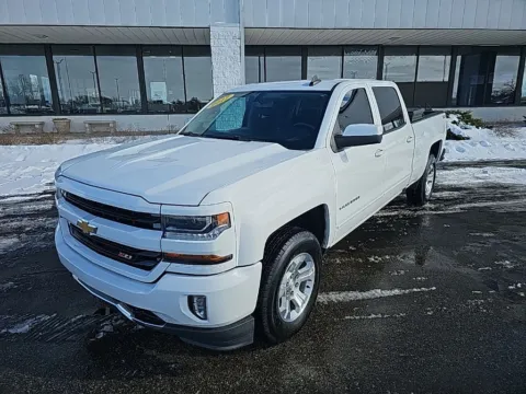 White 2017 Chevrolet Silverado 1500 LT for sale in Muncie, IN