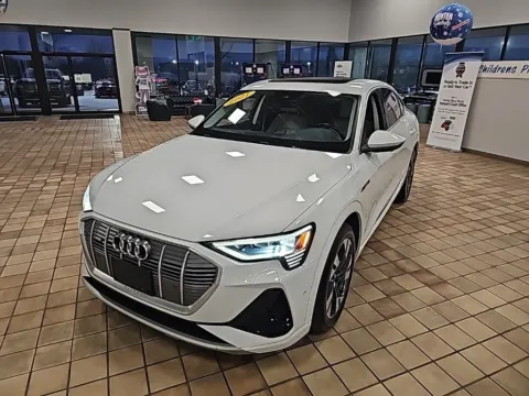 White 2021 Audi e-tron Sportback Premium Plus for sale in Muncie, IN