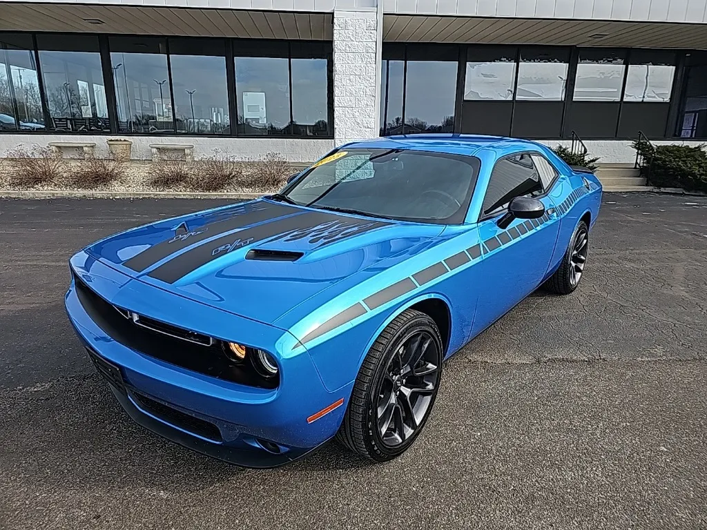 2023 Dodge Challenger SXT