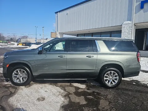 More photos of 2023 Chevrolet Suburban Premier at RightDrive Muncie, IN