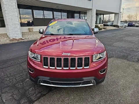Photos of 2014 Jeep Grand Cherokee Limited for sale in Muncie, IN at RightDrive Muncie