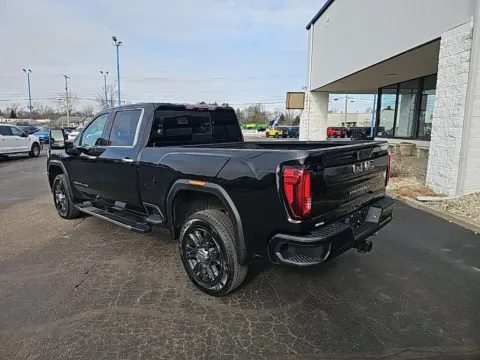 More photos of 2021 GMC Sierra 2500HD Denali at RightDrive Muncie, IN