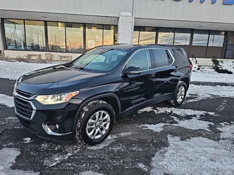 Another view of 2021 Chevrolet Traverse LT for sale in Muncie, IN at RightDrive Muncie