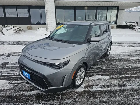 Gray 2024 Kia Soul LX for sale in Muncie, IN