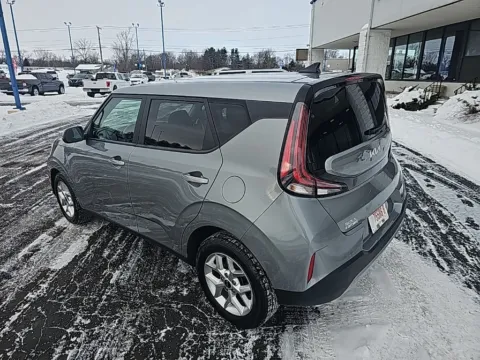 More photos of 2024 Kia Soul LX at RightDrive Muncie, IN
