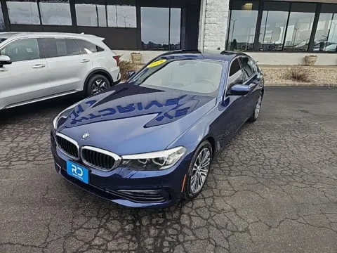 Blue 2018 BMW 5 Series 530i xDrive for sale in Muncie, IN