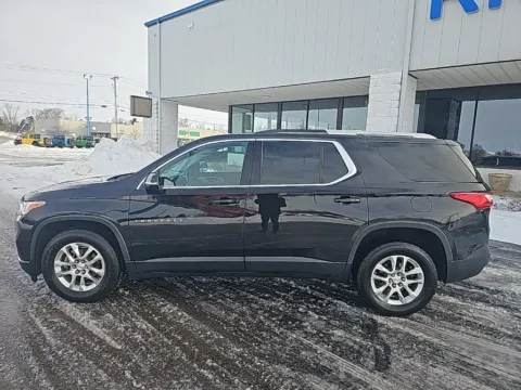 More photos of 2018 Chevrolet Traverse LT at RightDrive Muncie, IN